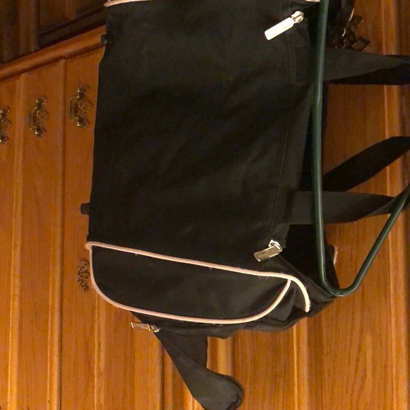 TRAVEL OR WORK OUT BAG - Picture 3 of 3